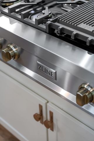 3733 Estes Rd, Nashville, TN 37215