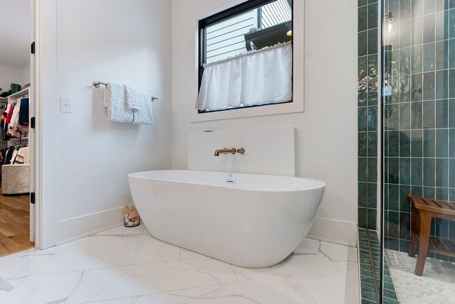 3733 Estes Rd, Nashville, TN 37215