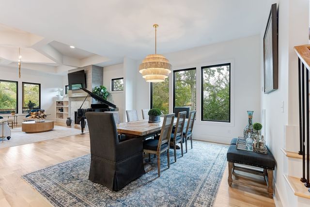 3733 Estes Rd, Nashville, TN 37215