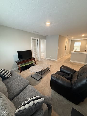 17132 Seaboard Place, Noblesville, IN 46062