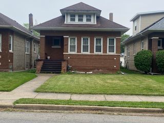 239 S 17th Avenue, Maywood, IL 60153