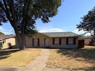 7116 Chinaberry Road, Dallas, TX 75249
