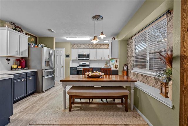 9210 Barton Court, La Porte, TX 77571