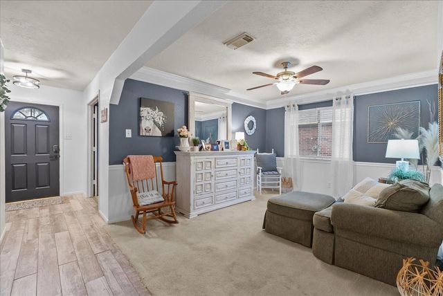 9210 Barton Court, La Porte, TX 77571