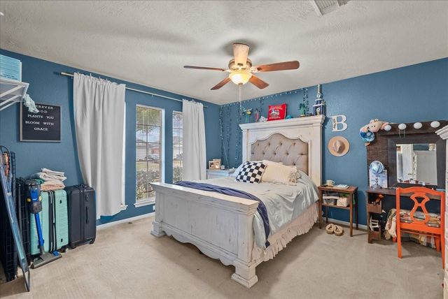 9210 Barton Court, La Porte, TX 77571