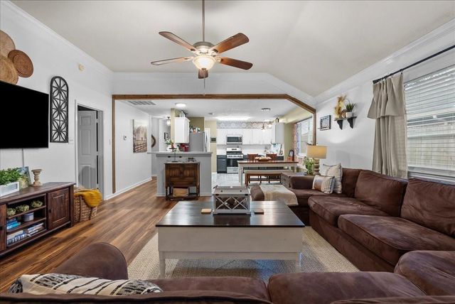 9210 Barton Court, La Porte, TX 77571