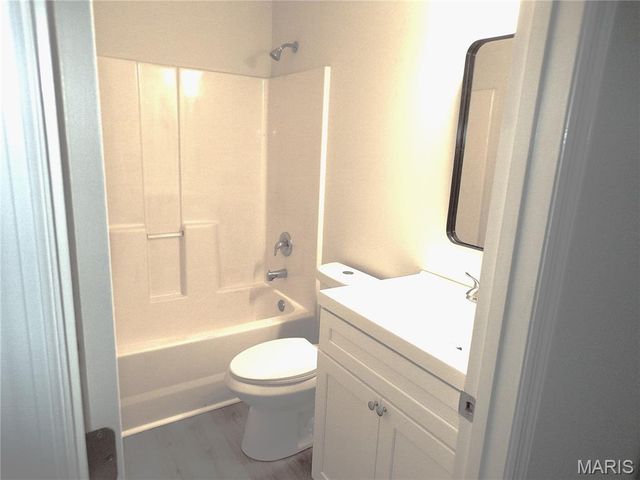 38 Saddleback Ridge Drive, Winfield, MO 63389