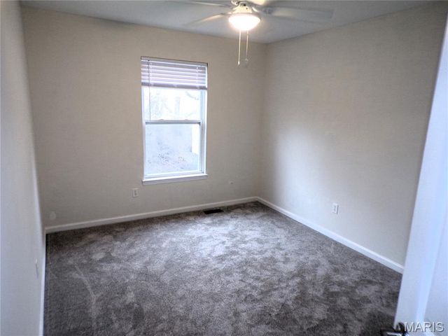 38 Saddleback Ridge Drive, Winfield, MO 63389