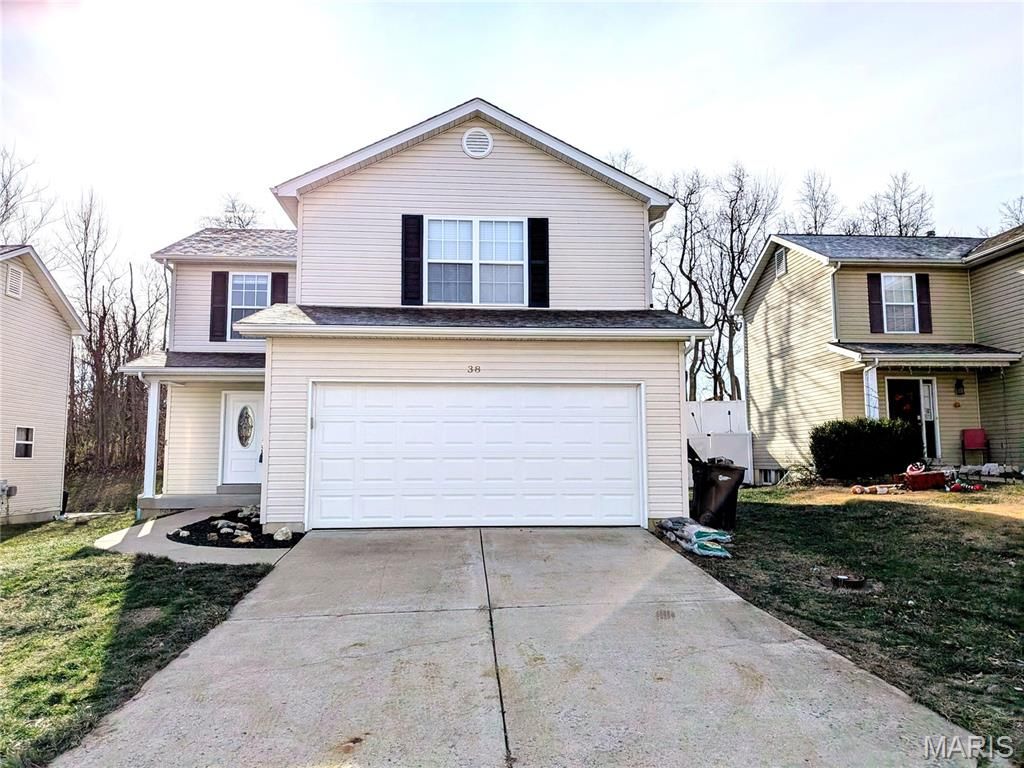 38 Saddleback Ridge Drive, Winfield, MO 63389