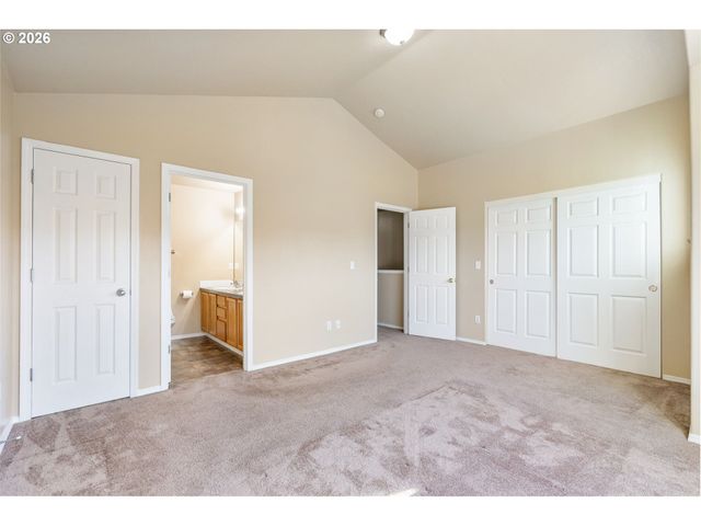 6014 Ne 33RD Cir, Vancouver, WA 98661