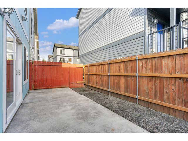 6014 Ne 33RD Cir, Vancouver, WA 98661