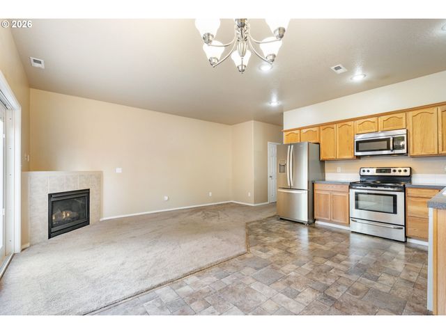 6014 Ne 33RD Cir, Vancouver, WA 98661