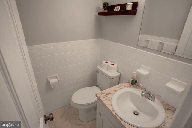 708 CUMBERLAND AVE, Chambersburg, PA 17201