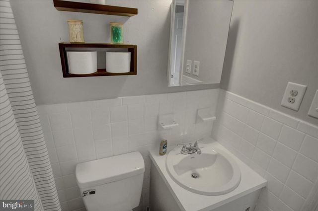 708 CUMBERLAND AVE, Chambersburg, PA 17201