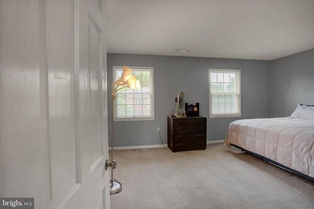 708 CUMBERLAND AVE, Chambersburg, PA 17201