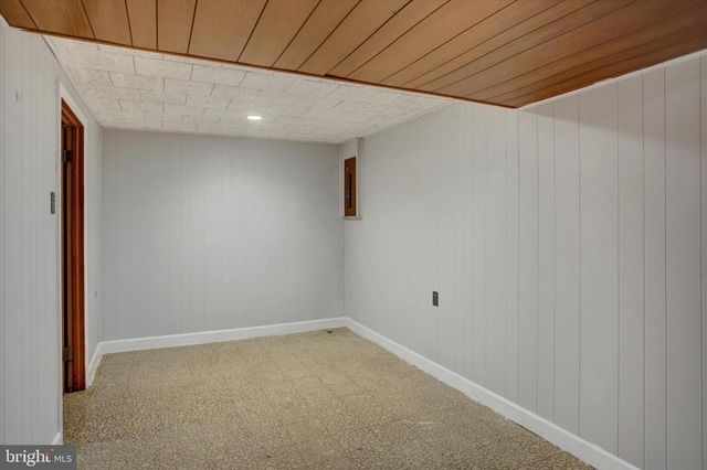 708 CUMBERLAND AVE, Chambersburg, PA 17201
