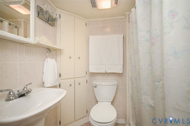 13124 Old Happy Hill Rd, Chester, VA 23831