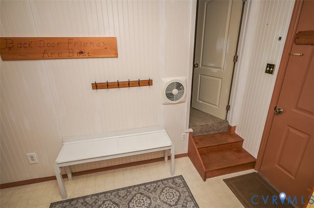 13124 Old Happy Hill Rd, Chester, VA 23831