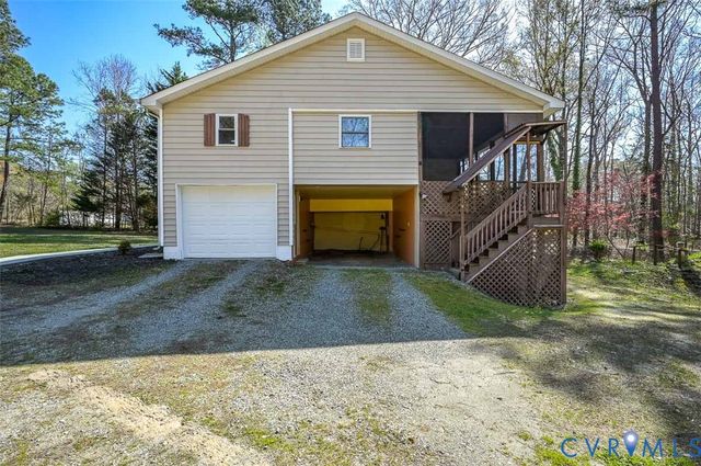 13124 Old Happy Hill Rd, Chester, VA 23831