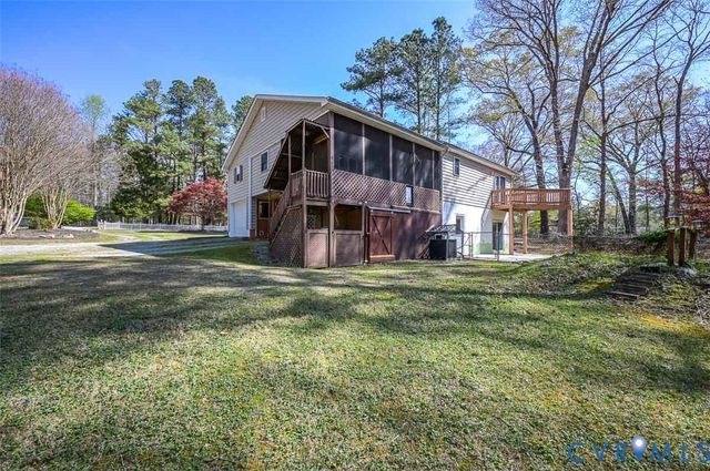 13124 Old Happy Hill Rd, Chester, VA 23831