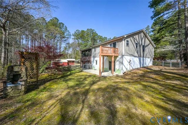 13124 Old Happy Hill Rd, Chester, VA 23831