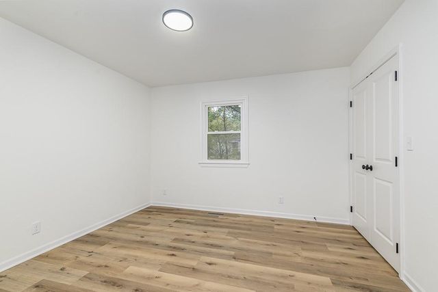 1151 Delaware Drive, Tonganoxie, KS 66086