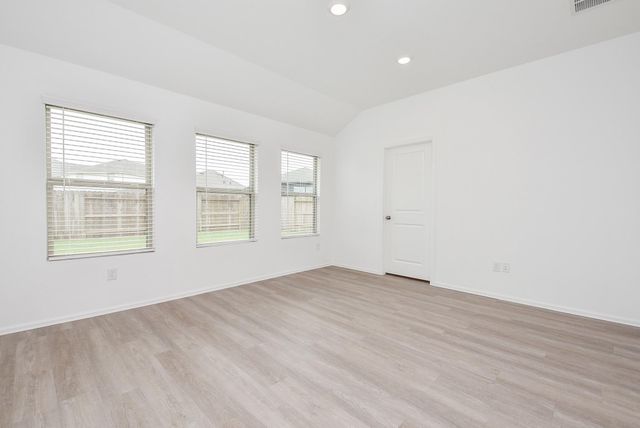 8426 Manta Ray Drive, Cypress, TX 77433