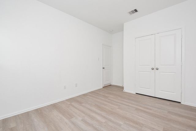 8426 Manta Ray Drive, Cypress, TX 77433