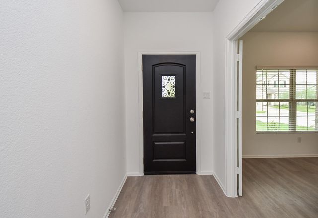 8426 Manta Ray Drive, Cypress, TX 77433