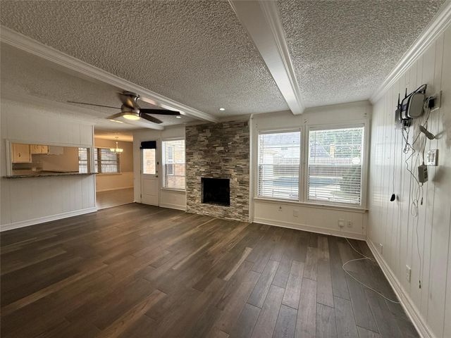 2006 Hamlin Valley Drive, Houston, TX 77090
