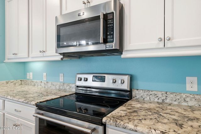 3589 Pelican Bay Circle, Gulf Breeze, FL 32563