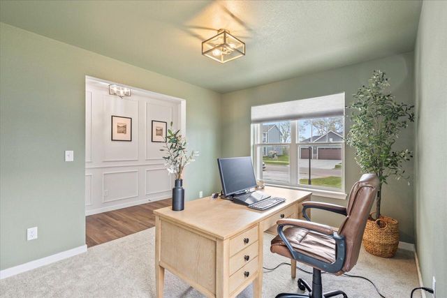 W228N7693 Woodland COURT, Sussex, WI 53089