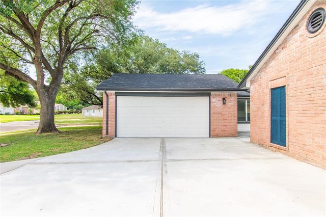 2402 N Ferrisburg Court, Sugar Land, TX 77478