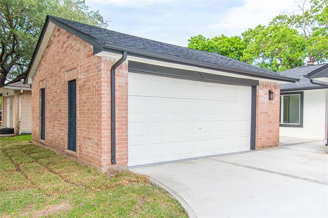 2402 N Ferrisburg Court, Sugar Land, TX 77478