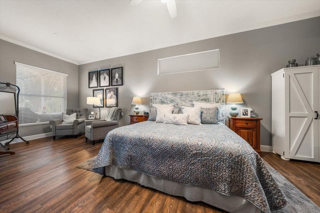 2105 BOOT LAKE CIRCLE, Tampa, FL 33612
