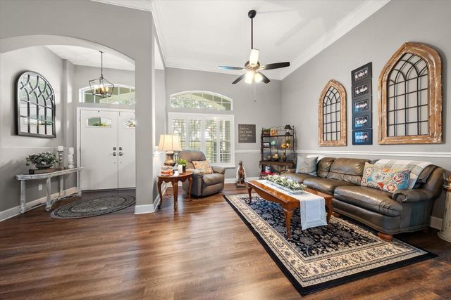2105 BOOT LAKE CIRCLE, Tampa, FL 33612