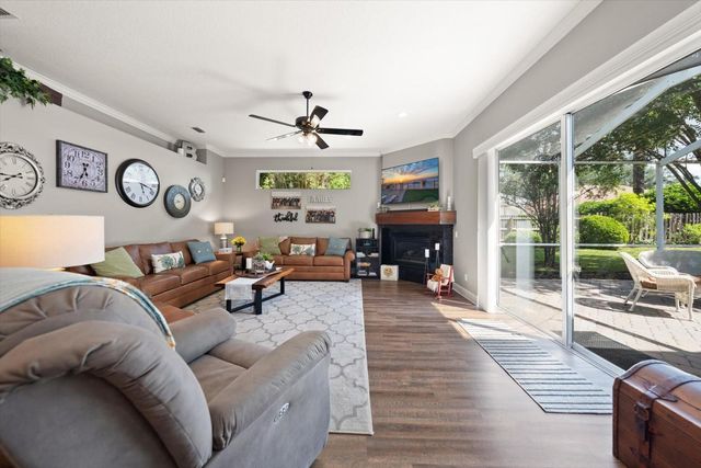 2105 BOOT LAKE CIRCLE, Tampa, FL 33612