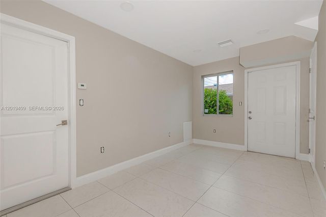 811-817 NW 3rd Avenue, Fort Lauderdale, FL 33311