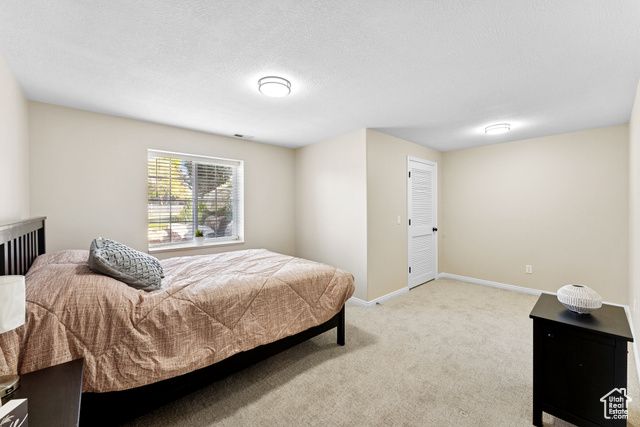 1036 E FAIRWAY DR, North Salt Lake, UT 84054