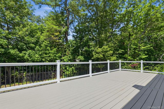 155 Brooklyn Avenue, Huntington, NY 11743
