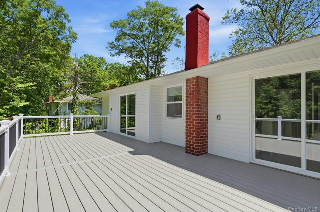 155 Brooklyn Avenue, Huntington, NY 11743