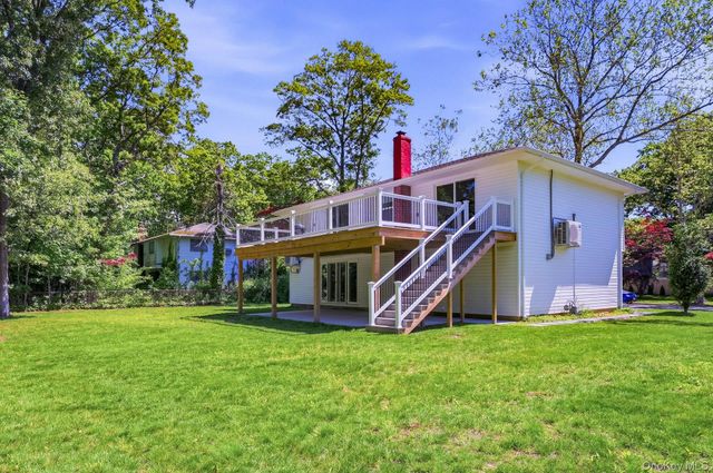 155 Brooklyn Avenue, Huntington, NY 11743