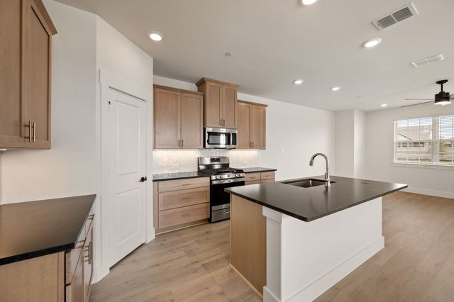 2536 Red Tailed Hawk Lane, Mckinney, TX 75071