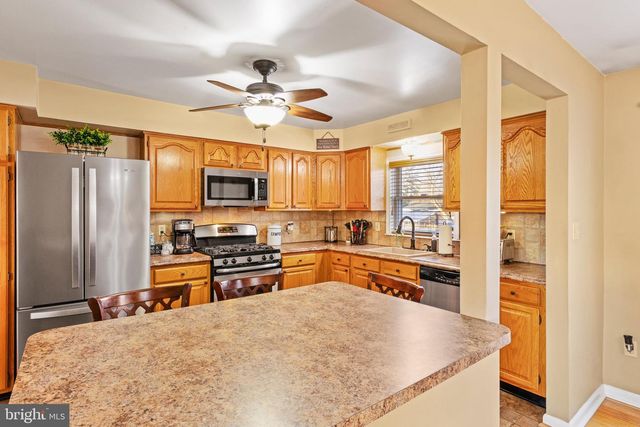 10 WEXFORD RD, Gibbsboro, NJ 08026