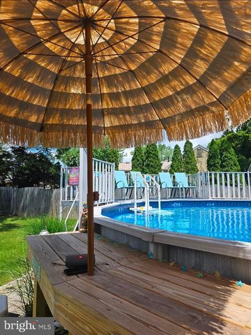 10 WEXFORD RD, Gibbsboro, NJ 08026