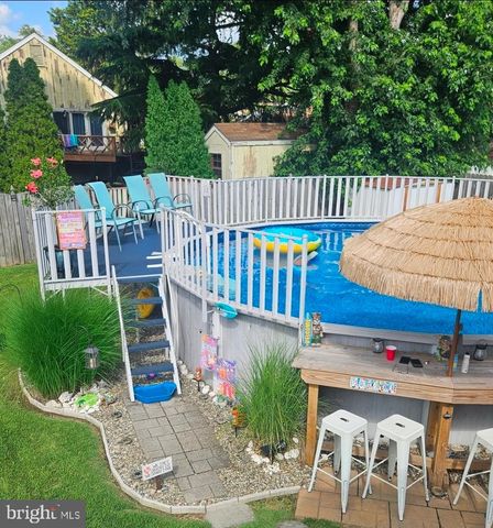 10 WEXFORD RD, Gibbsboro, NJ 08026