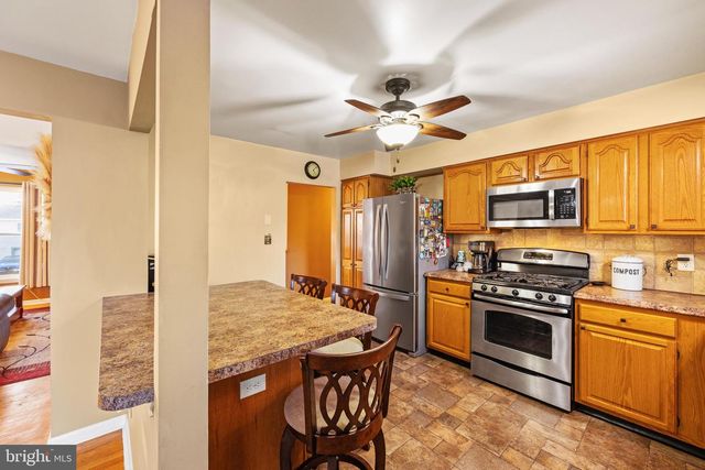 10 WEXFORD RD, Gibbsboro, NJ 08026