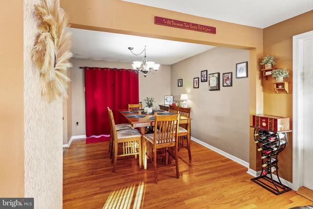 10 WEXFORD RD, Gibbsboro, NJ 08026