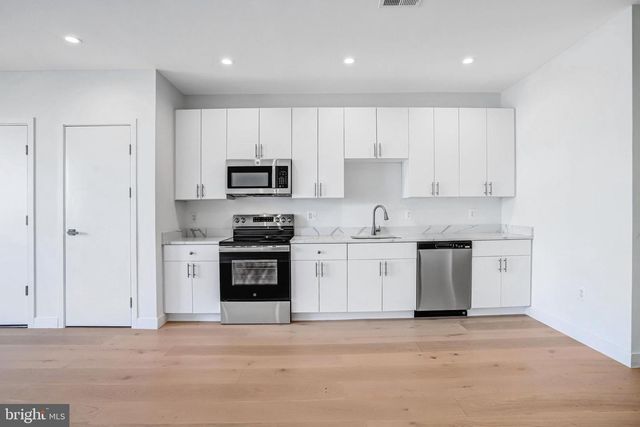 5219 F ST SE, Washington, DC 20019