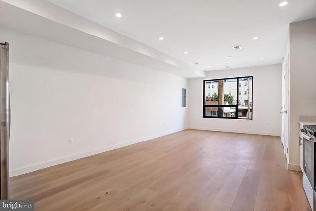 5219 F ST SE, Washington, DC 20019